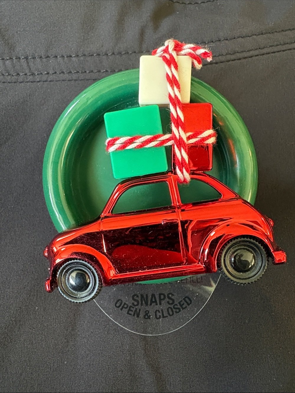 Bath and Body Works red Beetle  Scentportable Car Visor Clip NWT